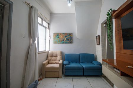 Casa à venda com 57m², 2 quartos e 1 vaga Casa à venda com 57m², 2 quartos e 1 vagaSala