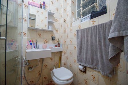 Casa à venda com 57m², 2 quartos e 1 vaga Casa à venda com 57m², 2 quartos e 1 vagaBanheiro