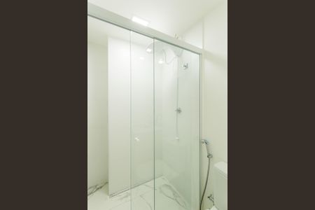 Studio à venda com 26m², 1 quarto e sem vaga Studio à venda com 26m², 1 quarto e sem vagaBanheiro Social