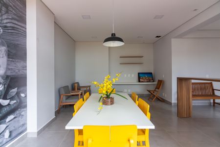 Apartamento para alugar com 53m², 2 quartos e 1 vagaÁrea Comum