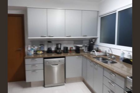 Apartamento à venda com 4 quartos, 200m² em Indianópolis, São Paulo