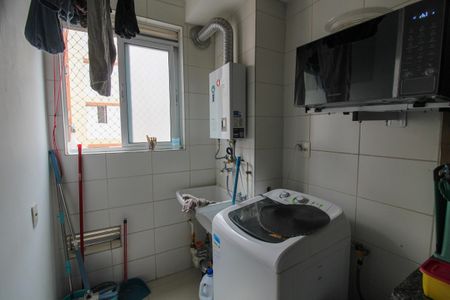 Área de Serviço de apartamento para alugar com 2 quartos, 64m² em Vila Nova Alba, São Paulo