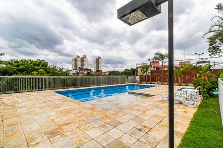 Apartamento à venda com 64m², 2 quartos e 1 vaga Apartamento à venda com 64m², 2 quartos e 1 vagaÁrea comum - Piscina
