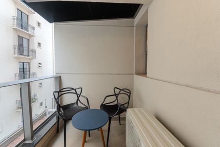 Apartamento à venda com 45m², 1 quarto e sem vagaSacada