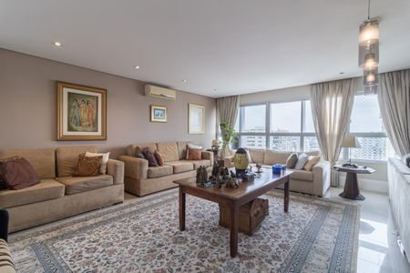 Apartamento à venda com 268m², 3 quartos e 3 vagas Apartamento à venda com 268m², 3 quartos e 3 vagasSala