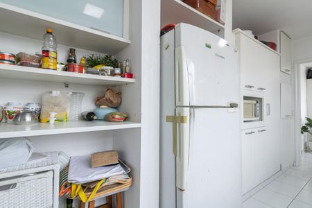 Apartamento à venda com 268m², 3 quartos e 3 vagas Apartamento à venda com 268m², 3 quartos e 3 vagasCozinha