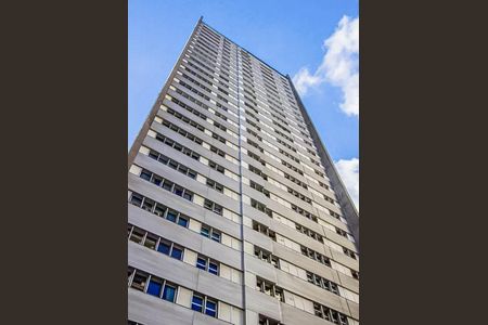 Apartamento à venda com 268m², 3 quartos e 3 vagas Apartamento à venda com 268m², 3 quartos e 3 vagasFachada