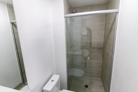 Banheiro social de apartamento à venda com 2 quartos, 67m² em Vila Andrade, São Paulo