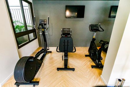 Apartamento à venda com 67m², 2 quartos e 2 vagas Apartamento à venda com 67m², 2 quartos e 2 vagasÁrea comum - Academia
