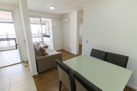 Apartamento à venda com 67m², 2 quartos e 2 vagas Apartamento à venda com 67m², 2 quartos e 2 vagasSala