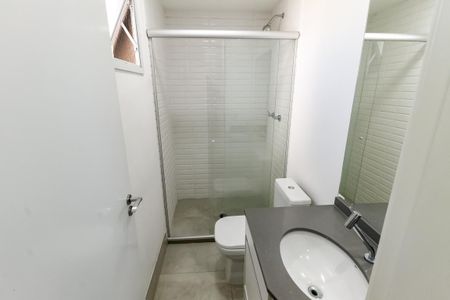 Apartamento à venda com 67m², 2 quartos e 2 vagas Apartamento à venda com 67m², 2 quartos e 2 vagasBanheiro da Suíte