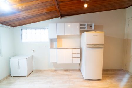 Casa para alugar com 70m², 1 quarto e 1 vaga Casa para alugar com 70m², 1 quarto e 1 vagaCozinha e Área de Serviço