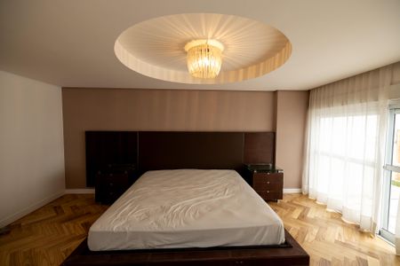 Casa de condomínio à venda com 501m², 4 quartos e 2 vagasSuíte master