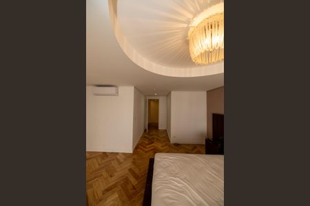 Casa de condomínio à venda com 501m², 4 quartos e 2 vagasSuíte master