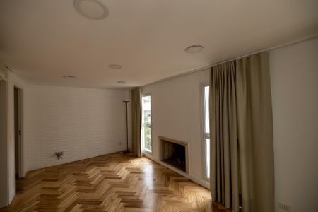 Casa de condomínio à venda com 501m², 4 quartos e 2 vagasSuite 3