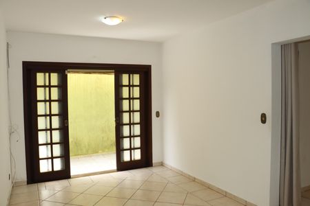 Casa para alugar com 130m², 2 quartos e sem vagaSala 2