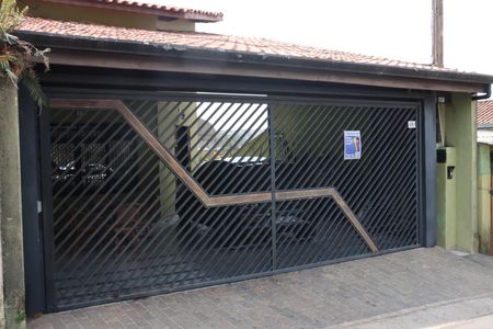 Casa para alugar com 130m², 2 quartos e sem vagaFachada