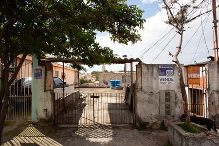 Casa à venda com 250m², 2 quartos e 2 vagasFachada