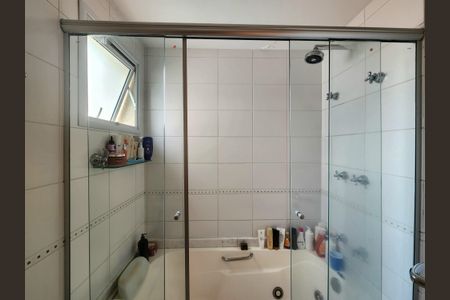 Apartamento à venda com 148m², 3 quartos e 3 vagasSuíte 1