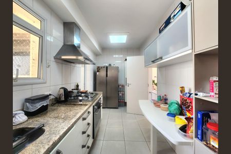 Apartamento à venda com 148m², 3 quartos e 3 vagasCozinha