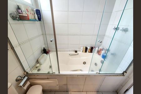 Apartamento à venda com 148m², 3 quartos e 3 vagasBanheiro da Suíte 1