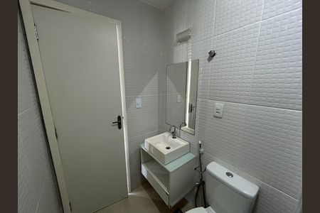 Apartamento para alugar com 65m², 2 quartos e 1 vagaBanheiro Social
