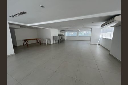 Apartamento para alugar com 65m², 2 quartos e 1 vagaÁrea comum - Salão de festas