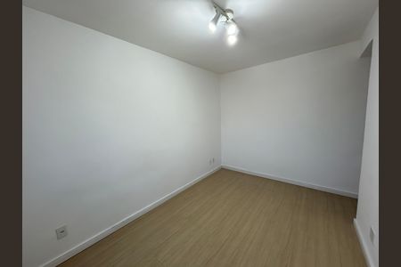 Apartamento para alugar com 65m², 2 quartos e 1 vagaSuíte