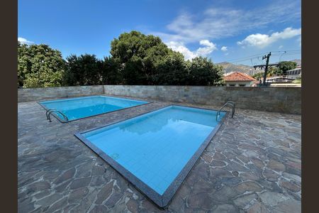 Apartamento para alugar com 65m², 2 quartos e 1 vagaÁrea comum - Piscina