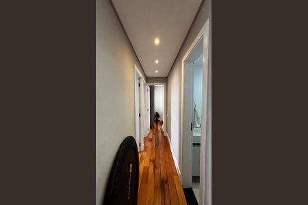 Apartamento à venda com 65m², 3 quartos e 1 vaga Apartamento à venda com 65m², 3 quartos e 1 vagaCorredor