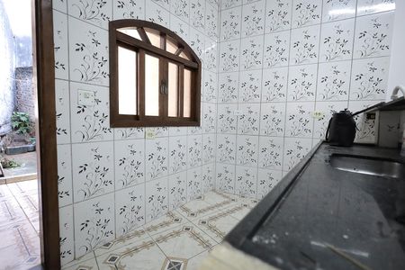 Casa para alugar com 100m², 2 quartos e 2 vagas Casa para alugar com 100m², 2 quartos e 2 vagasCozinha