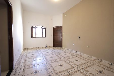 Casa para alugar com 100m², 2 quartos e 2 vagas Casa para alugar com 100m², 2 quartos e 2 vagasSala