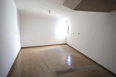 Casa para alugar com 100m², 2 quartos e 2 vagas Casa para alugar com 100m², 2 quartos e 2 vagasQuarto 2