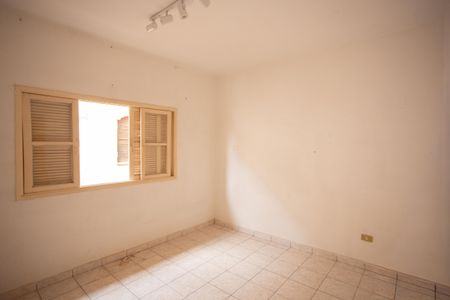 Casa para alugar com 91m², 2 quartos e 2 vagas Casa para alugar com 91m², 2 quartos e 2 vagasQUARTO 2