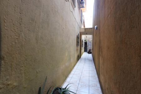 Casa à venda com 268m², 4 quartos e 2 vagasCorredor 