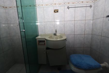 Casa à venda com 268m², 4 quartos e 2 vagasBanheiro da Suíte 2