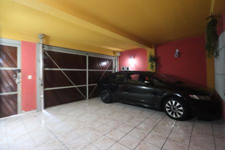 Casa à venda com 268m², 4 quartos e 2 vagasGaragem