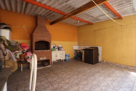 Casa à venda com 268m², 4 quartos e 2 vagasÁrea de Serviço e Lazer