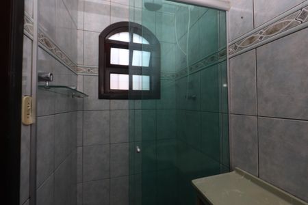 Casa à venda com 268m², 4 quartos e 2 vagasBanheiro da Suíte 2