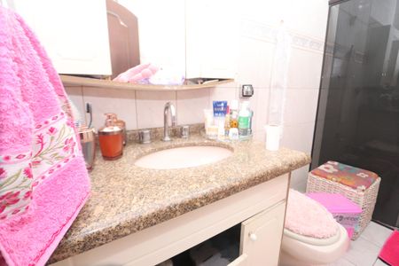 Casa à venda com 268m², 4 quartos e 2 vagasBanheiro da Suíte 3