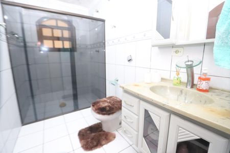 Casa à venda com 268m², 4 quartos e 2 vagasBanheiro do Térreo