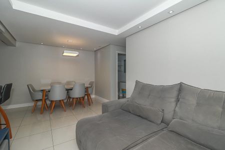 Sala de apartamento à venda com 3 quartos, 75m² em Jardim Carvalho, Porto Alegre