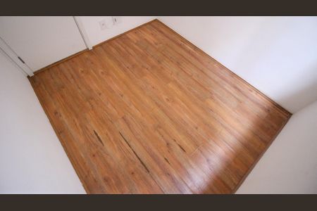 Quarto de apartamento à venda com 2 quartos, 35m² em Vila Ema, São Paulo