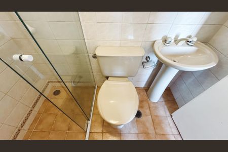 Apartamento à venda com 60m², 2 quartos e 1 vaga Apartamento à venda com 60m², 2 quartos e 1 vagaBanheiro da Suíte