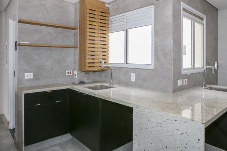 Apartamento à venda com 189m², 3 quartos e 3 vagasCozinha e Área de Serviço