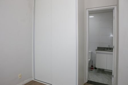 Apartamento à venda com 189m², 3 quartos e 3 vagasSuíte 2