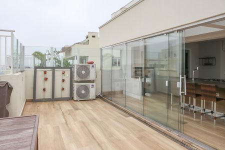 Apartamento à venda com 189m², 3 quartos e 3 vagasPiscina