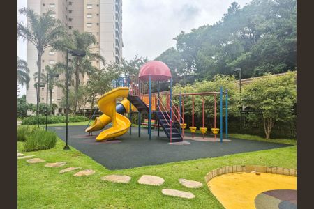 Apartamento à venda com 122m², 4 quartos e 2 vagasÁrea comum - Playground