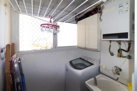Apartamento à venda com 47m², 3 quartos e 1 vaga Apartamento à venda com 47m², 3 quartos e 1 vagaÁrea de Serviço