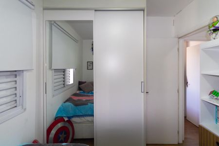 Apartamento à venda com 47m², 3 quartos e 1 vaga Apartamento à venda com 47m², 3 quartos e 1 vagaQuarto 2